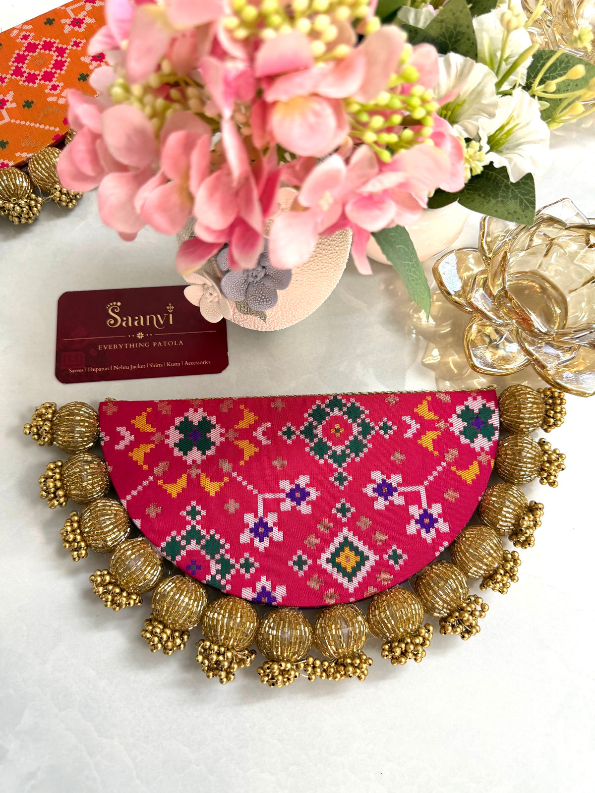 Reversible Patola Décor Pallet – Semi-Circle