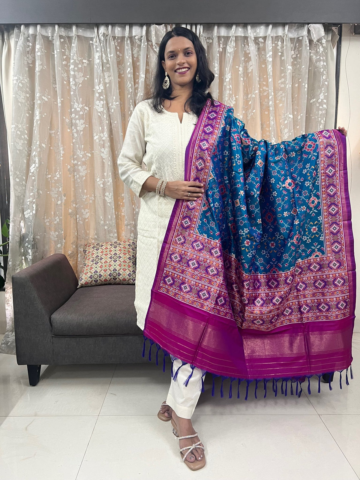 Navratna Meenakari Patola Dupatta in Phirozi & Magenta